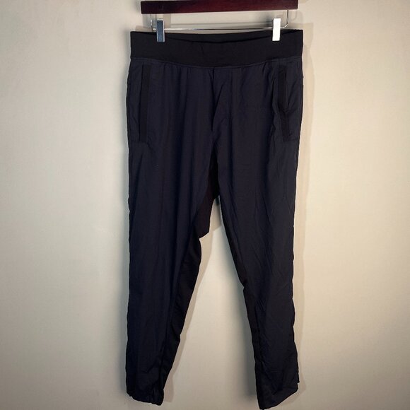 lululemon athletica Other - Lululemon Men's black joggers athletic convertible capri Large L 31" inseam EUC